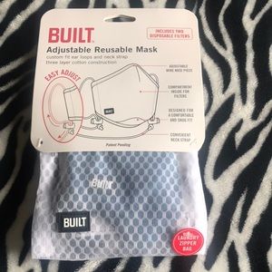 Built Adjustable Reusable Mask w/laundry zipper bag and two disposable filters